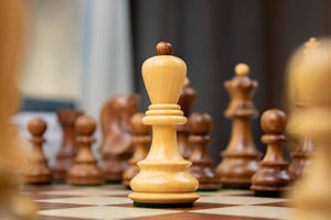 Juego de ajedrez Aristocracy <br>Fabricado en palisandro