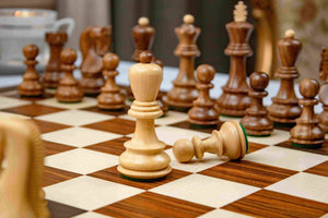 Juego de ajedrez Aristocracy <br>Fabricado en palisandro