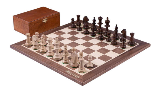 Royal Chess Set Crafted <br>in Maple and Walnut Wood