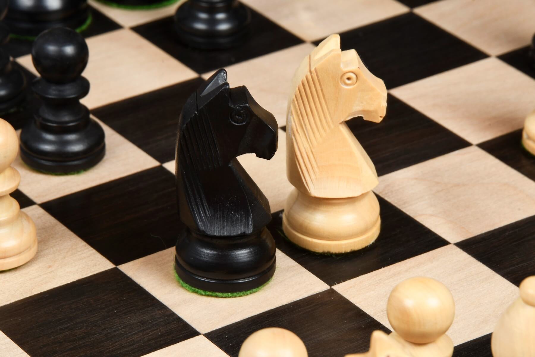 jeu echecs en buis feutre