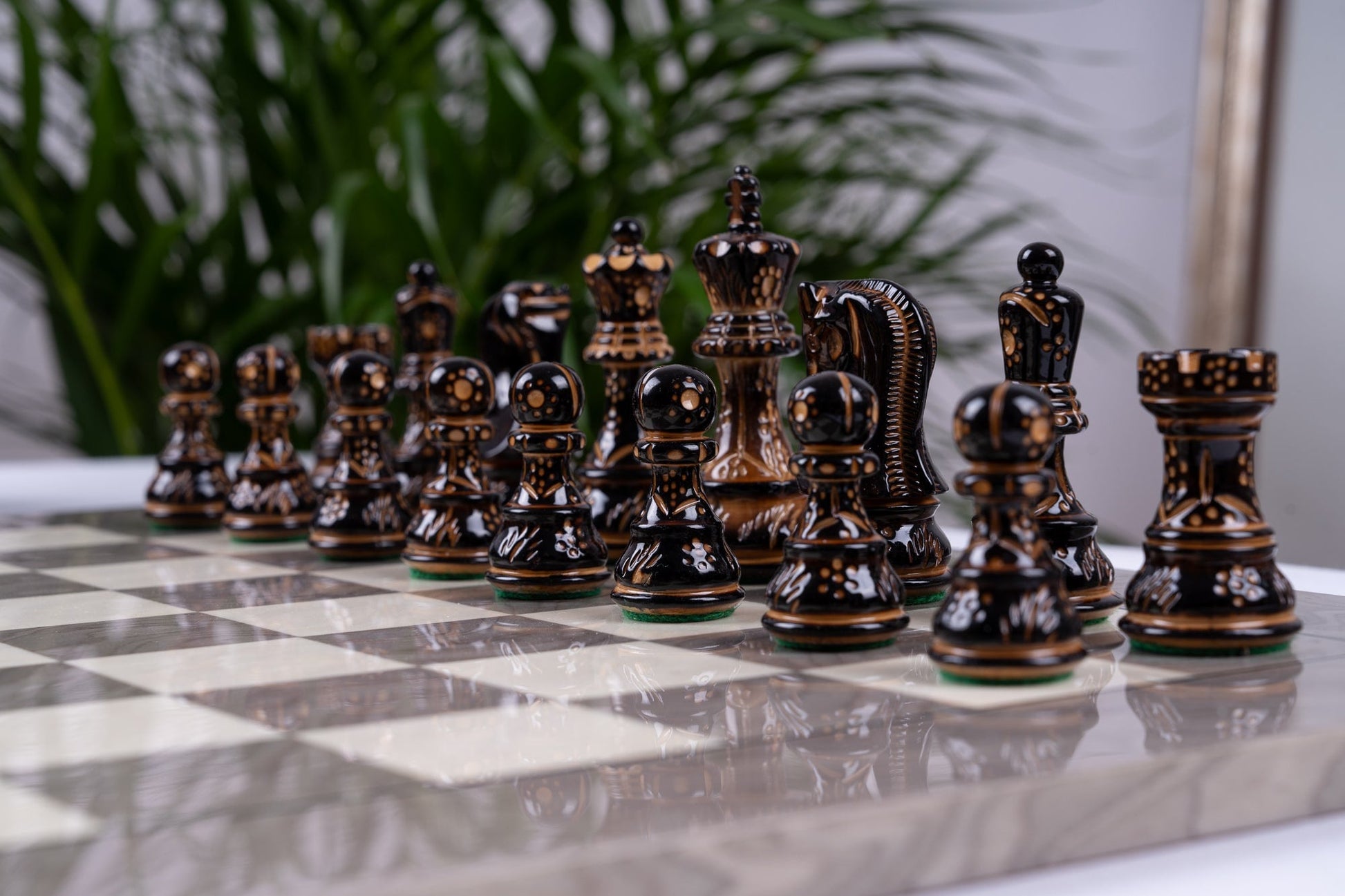 'Prestige' Chess Set <br>Crafted in Ash Wood (High Gloss Finish)