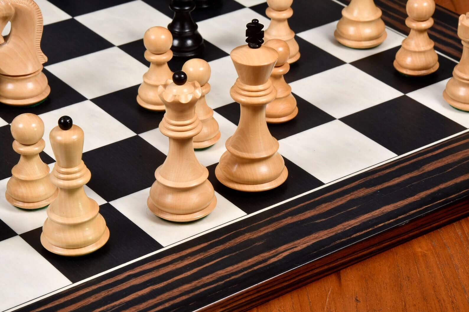 'Prestige' Chess Pieces <br>Crafted in Ebonized Boxwood