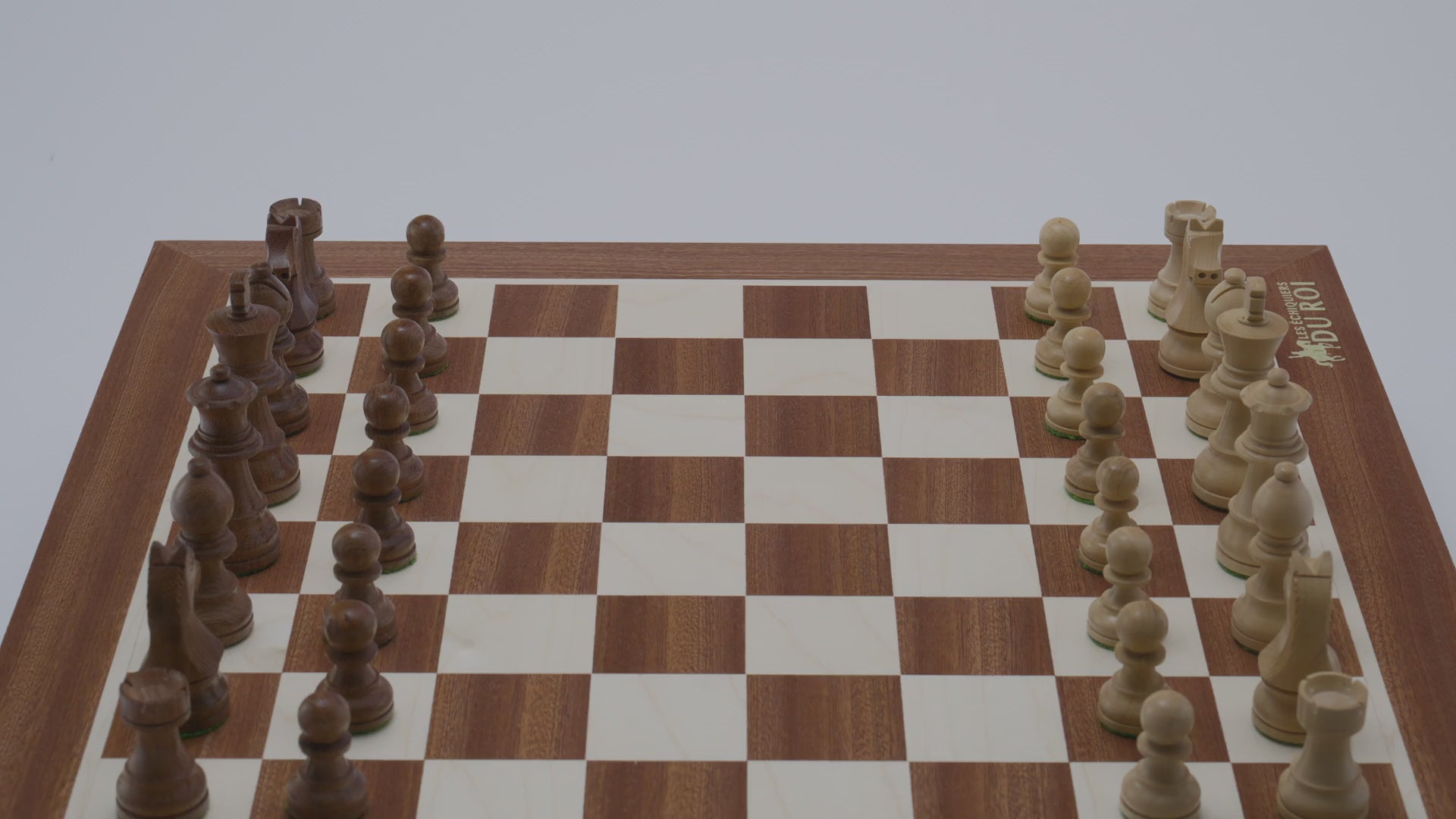 Amber Chess Set  Crafted in Mahogany Wood — Product video
