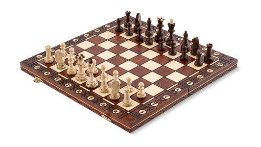 Élysée Chess Set Crafted in Maple and Hornbeam — Product view 1