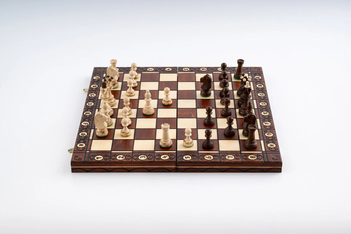 Élysée Chess Set Crafted in Maple and Hornbeam — Product view 4