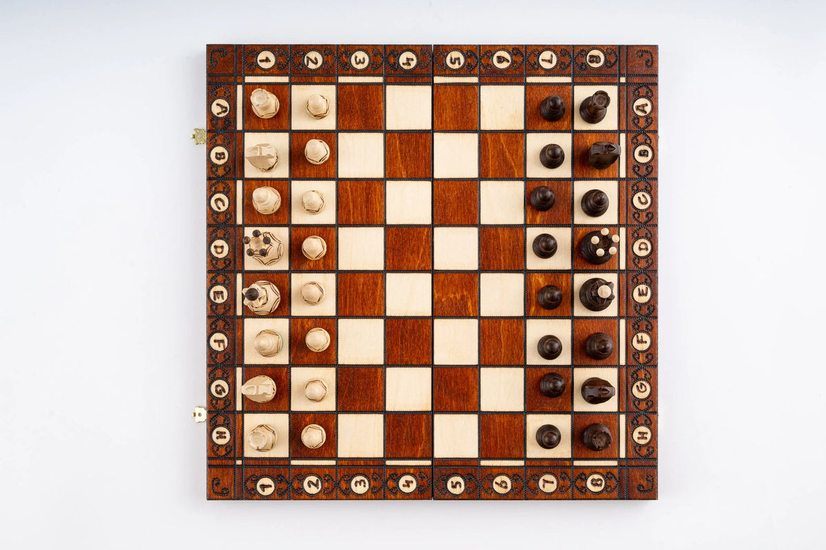 Élysée Chess Set Crafted in Maple and Hornbeam — Product view 2