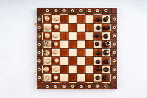 Élysée Chess Set Crafted in Maple and Hornbeam — Product view 2