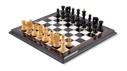 Chess Set Trésor in Ebony and Boxwood — Product view 1