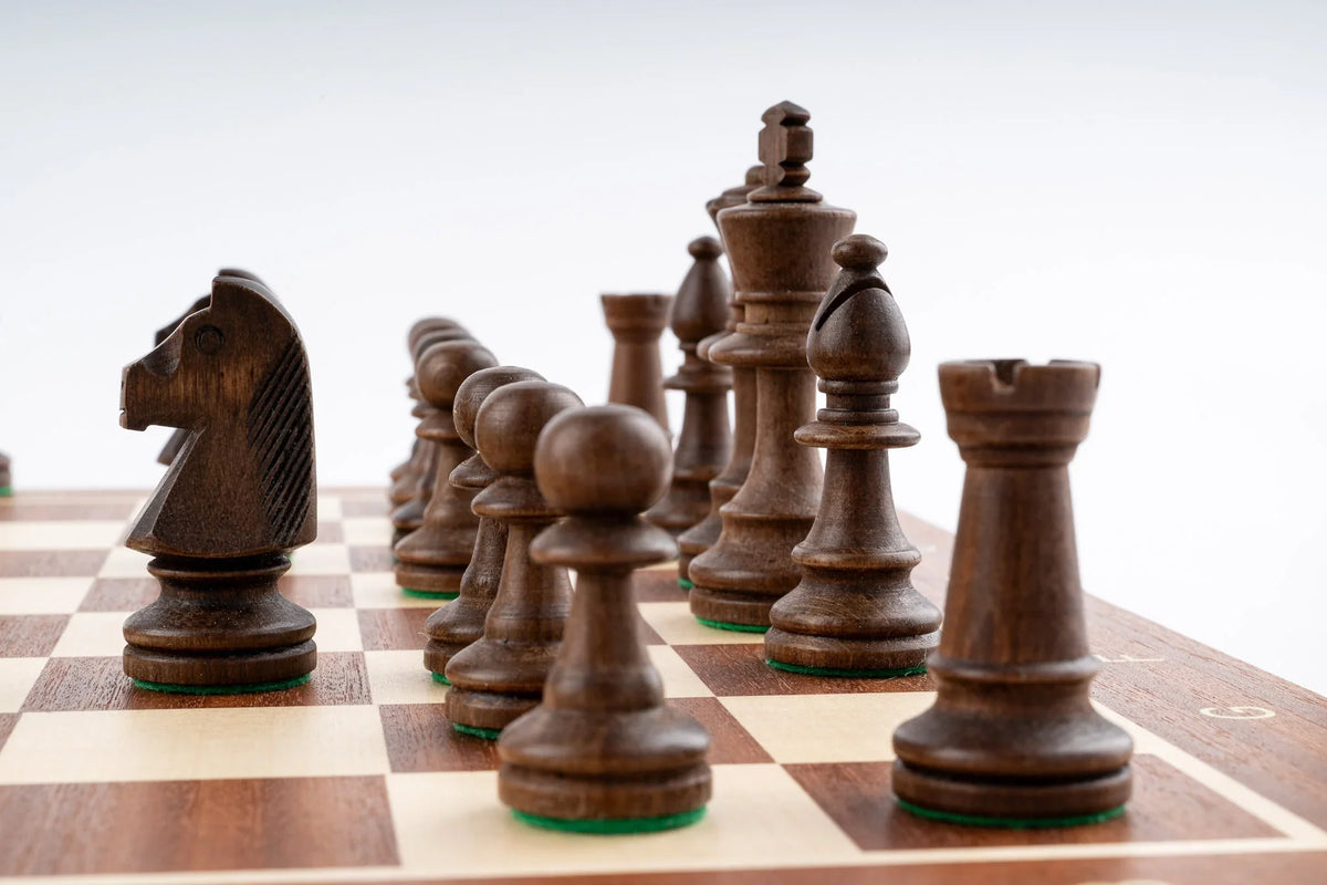 Victory Chess Set in Mahogany Wood — Product view 7