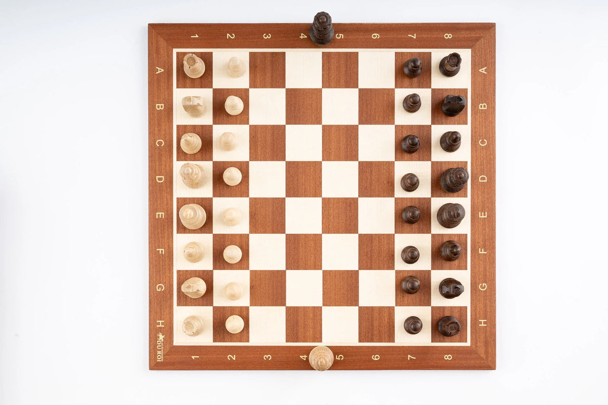 Victory Chess Set in Mahogany Wood — Product view 4